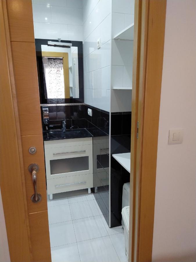 Homelunead Apartamento En Gijon Centro Al Lado De La Playa Esterno foto