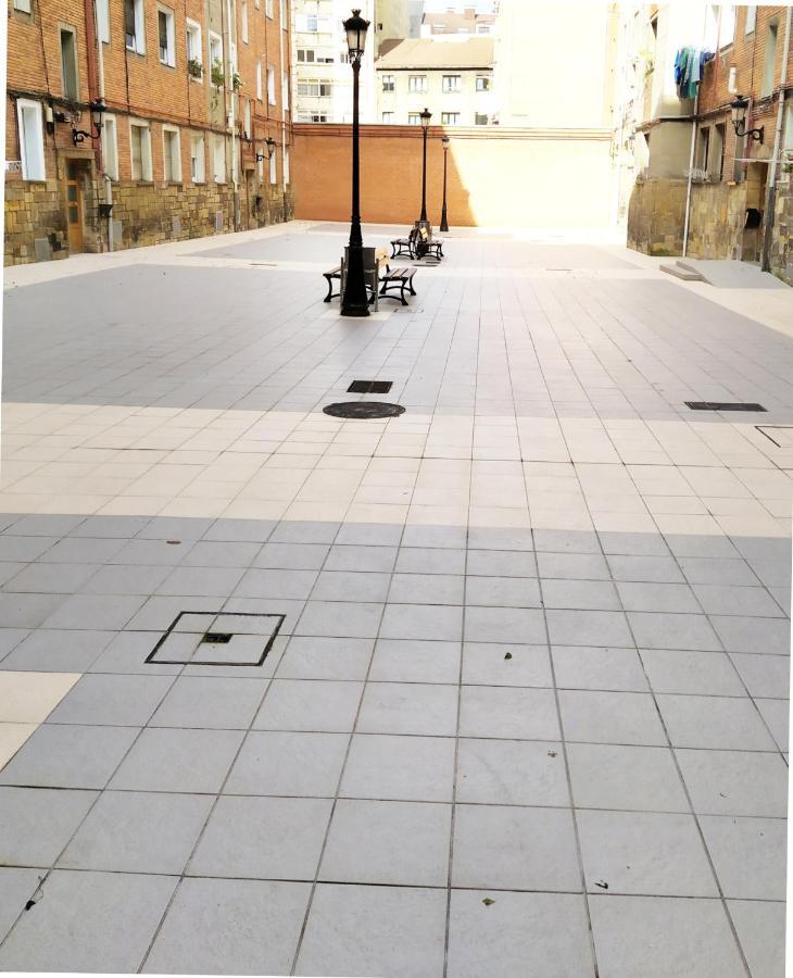 Homelunead Apartamento En Gijon Centro Al Lado De La Playa Esterno foto